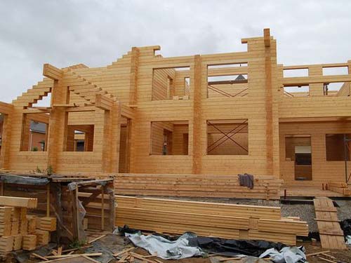 Основные этапы строительства домов из бруса
