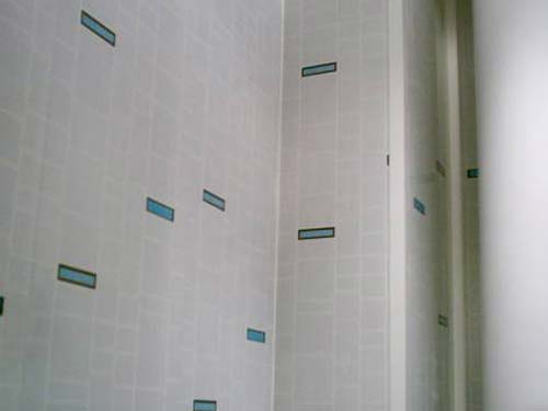 Отделка стен ПВХ панелями: лучший вариант для ванной и лоджии