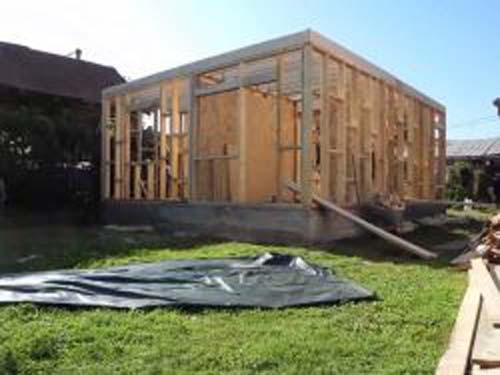 Строительство дома с деревянным каркасом - плюсы и минусы