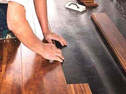 Укладка ламината на деревянный пол: технология